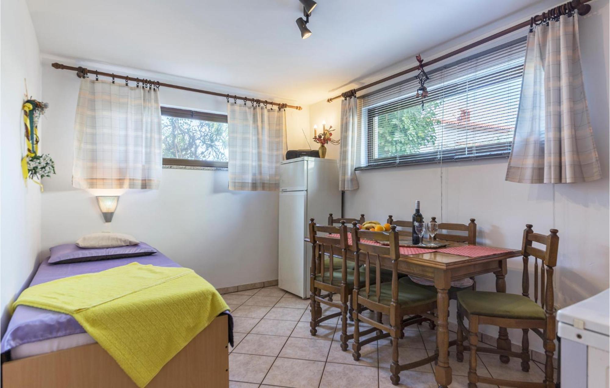 Gorgeous Apartment In Pula With Wifi Eksteriør billede