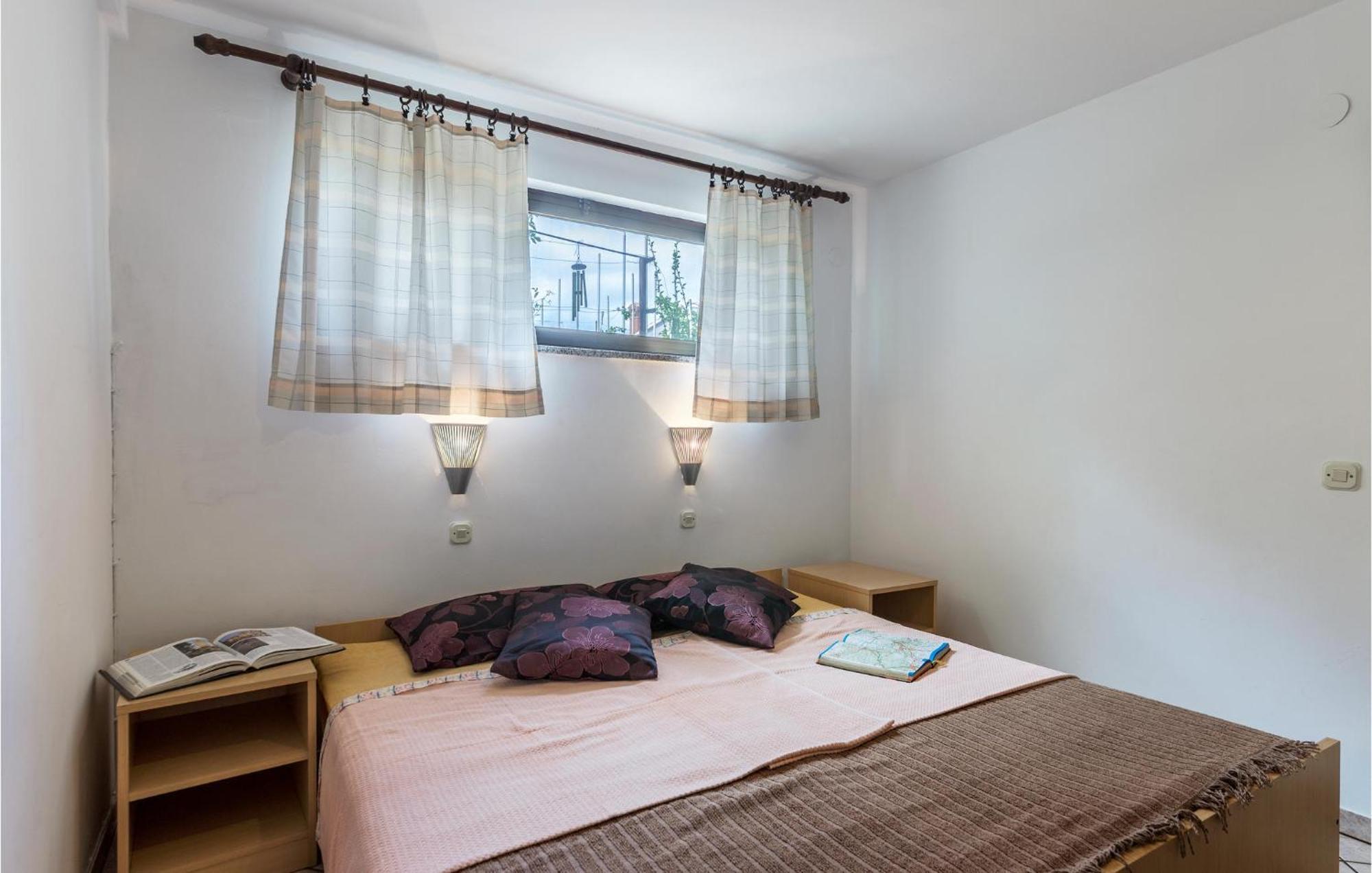 Gorgeous Apartment In Pula With Wifi Eksteriør billede